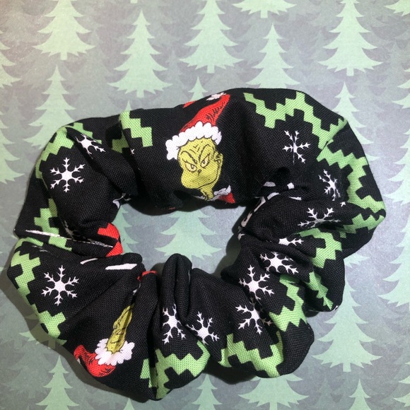 5 piece Christmas Scrungie set - Picture 7 of 9